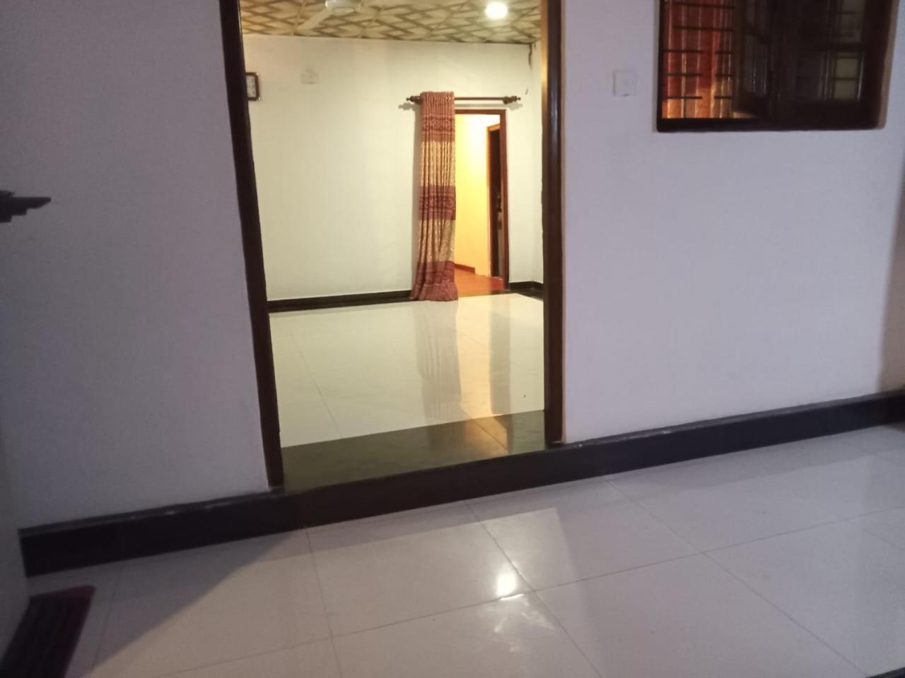 Little Villa Guest House Ахангама Екстериор снимка