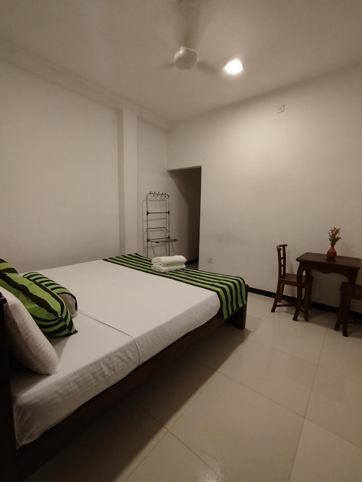 Little Villa Guest House Ахангама Стая снимка