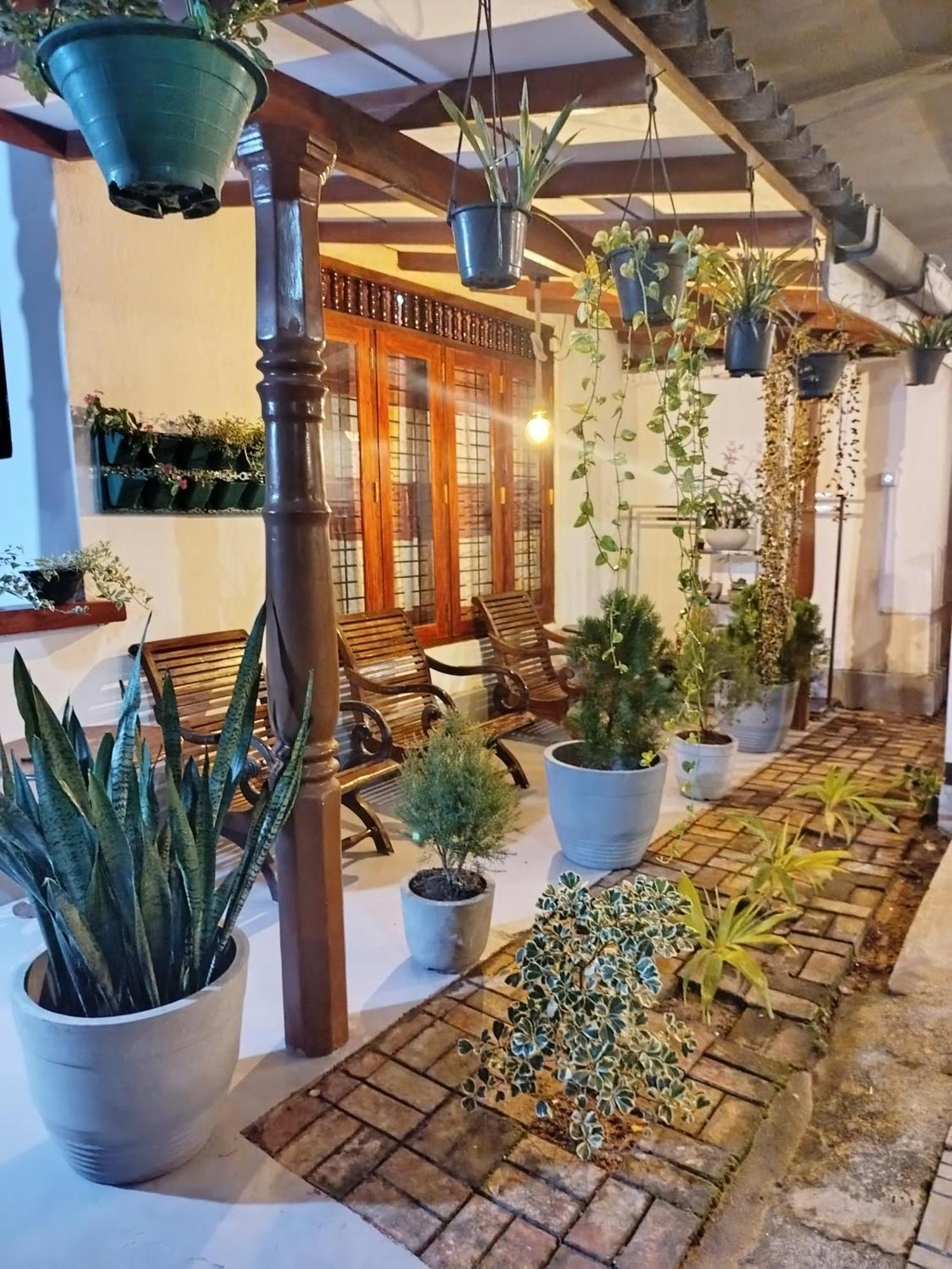 Little Villa Guest House Ахангама Стая снимка