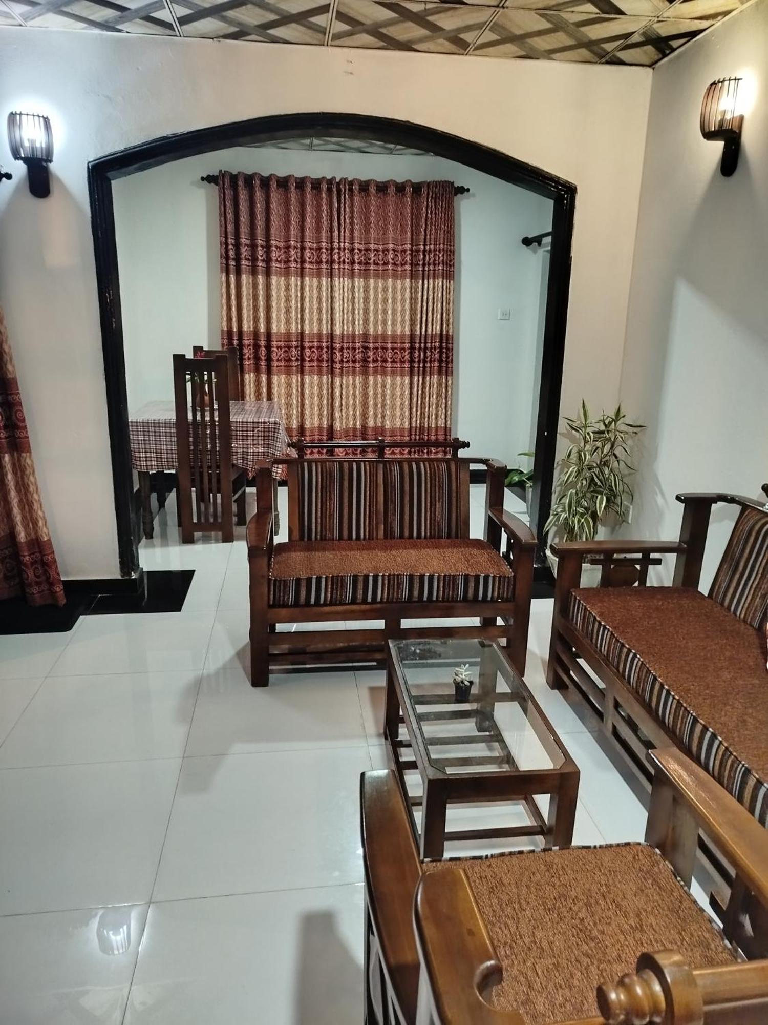 Little Villa Guest House Ахангама Стая снимка